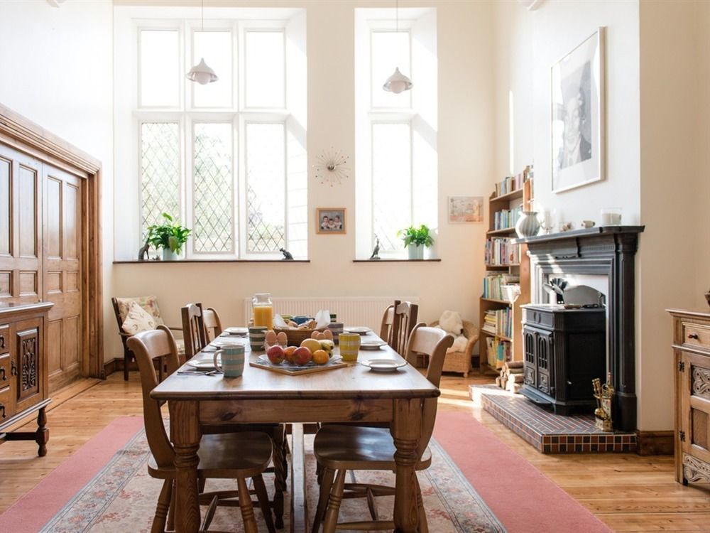 ブリッジウォーター The School House Bed & Breakfast エクステリア 写真