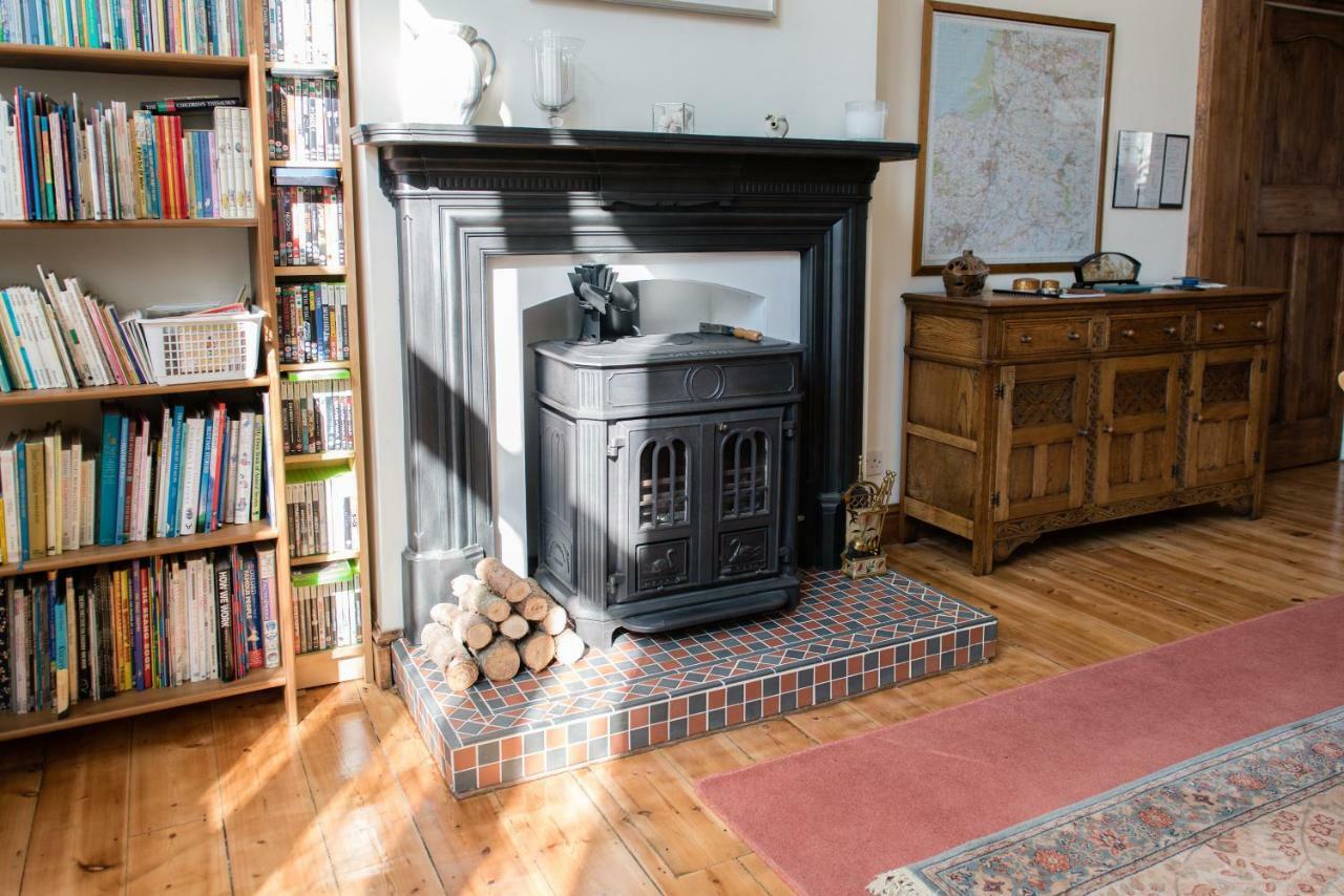 ブリッジウォーター The School House Bed & Breakfast エクステリア 写真